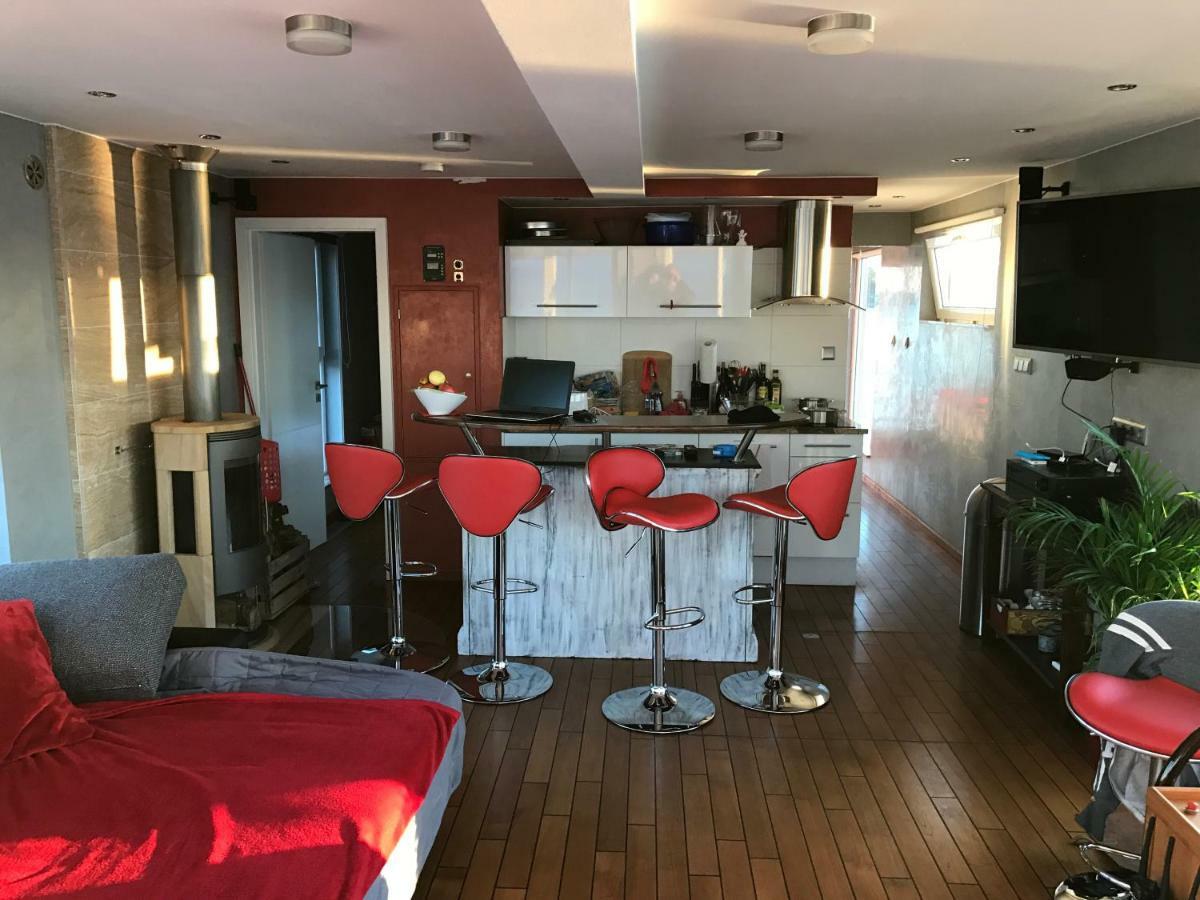 Отель Hausboot Deluxe Берлин Экстерьер фото